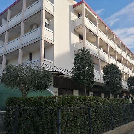 Condominio Quadrangolo-Gemini Bibione Extérieur photo